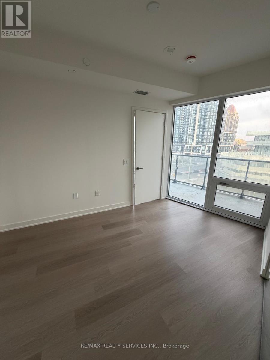 510 - 448 Burnhamthorpe Road W, Mississauga, Ontario  L5B 0R4 - Photo 15 - W12766772