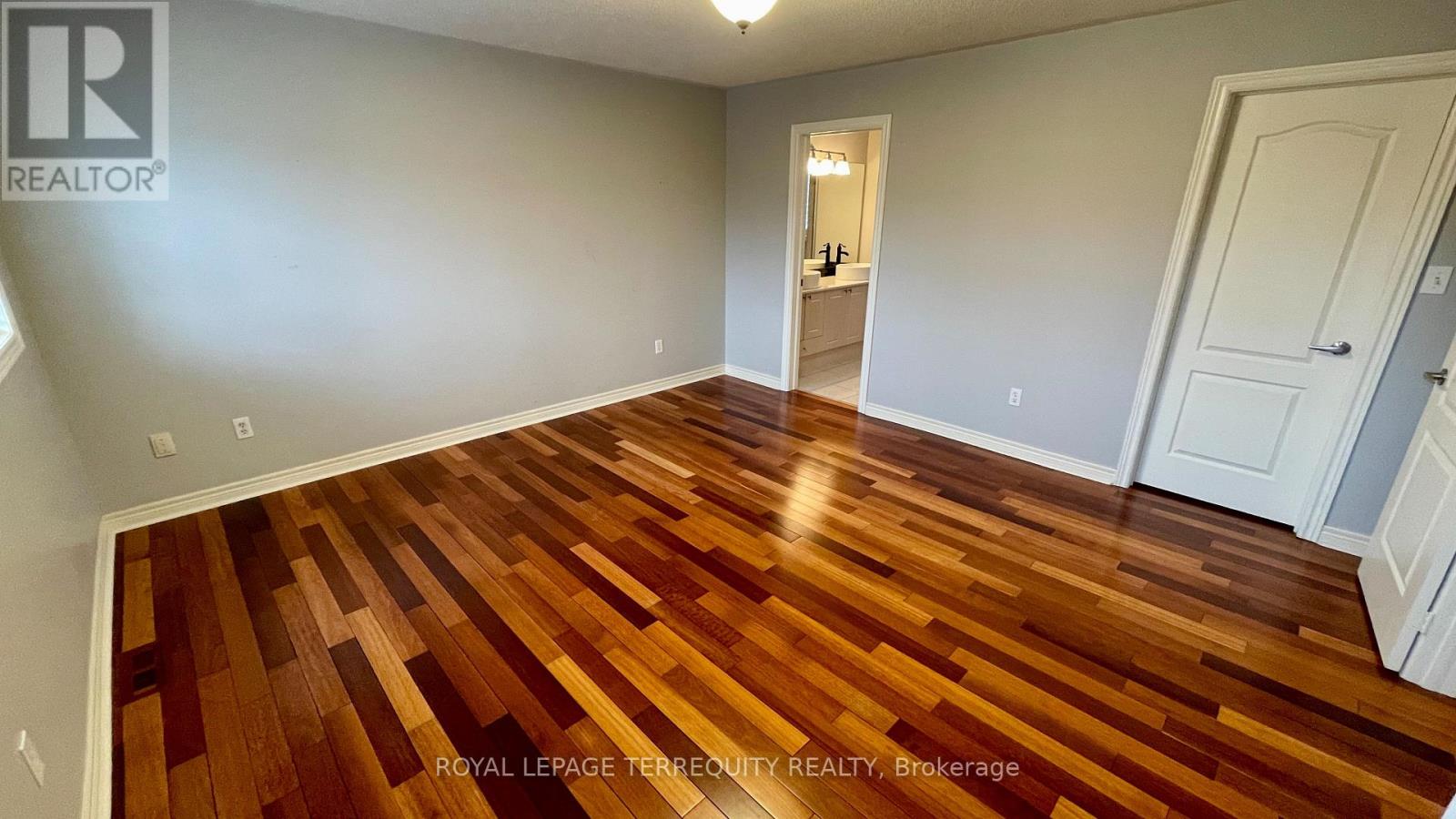 2089 Blackforest Crescent, Oakville, Ontario  L6M 4T5 - Photo 22 - W12766780