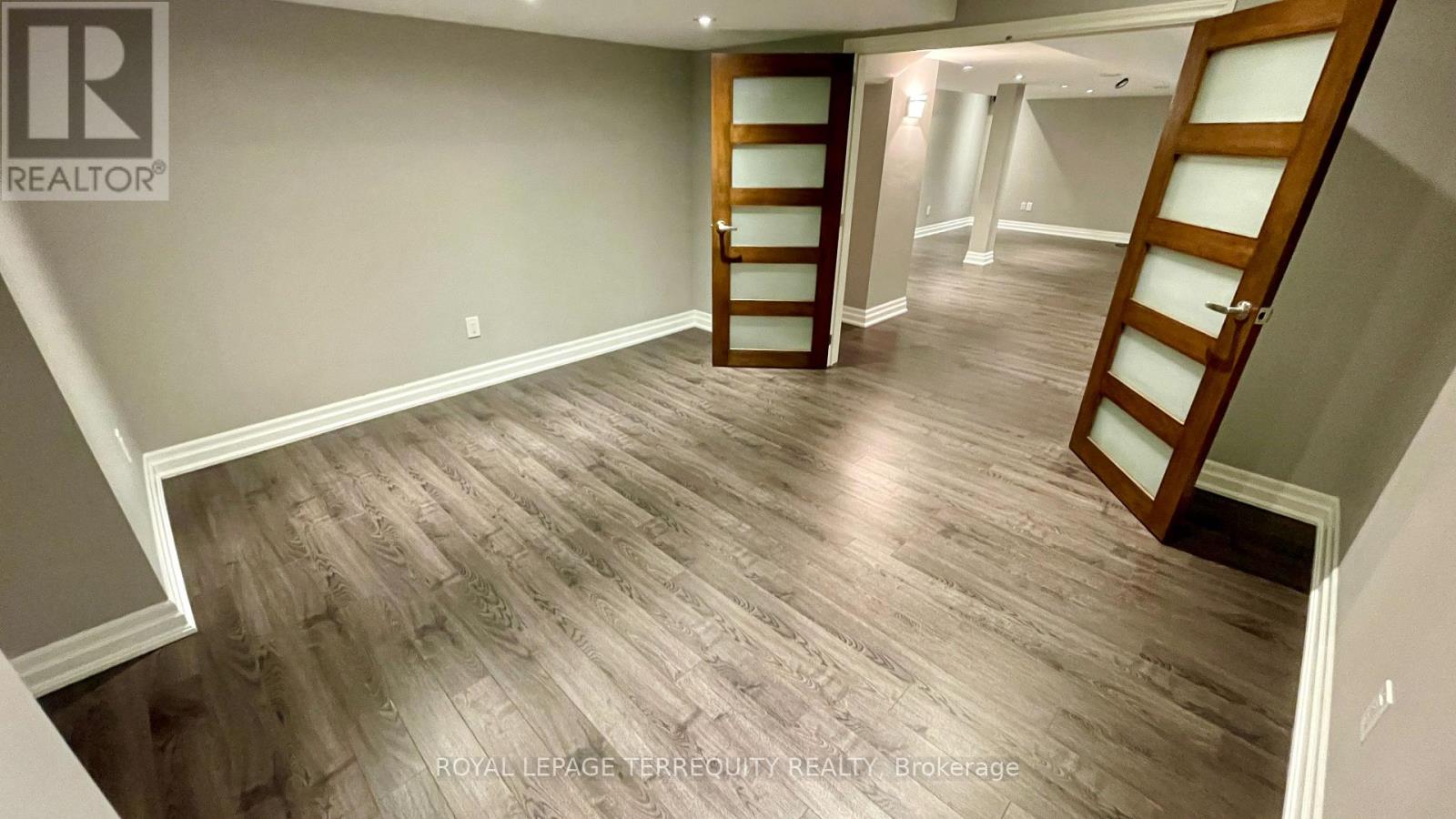 2089 Blackforest Crescent, Oakville, Ontario  L6M 4T5 - Photo 26 - W12766780