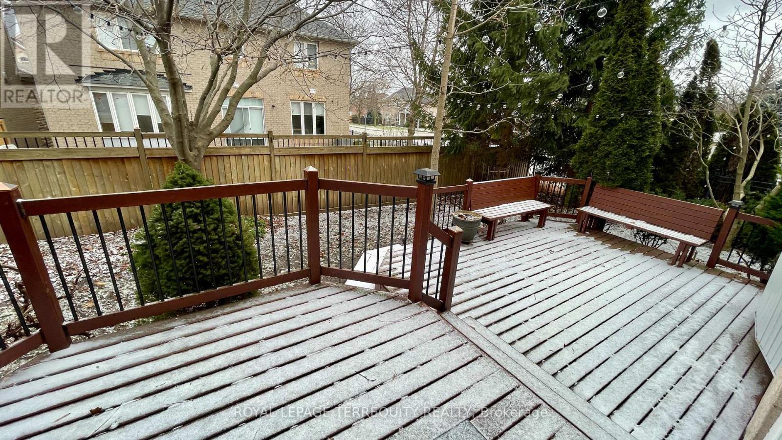 2089 Blackforest Crescent, Oakville, Ontario  L6M 4T5 - Photo 33 - W12766780