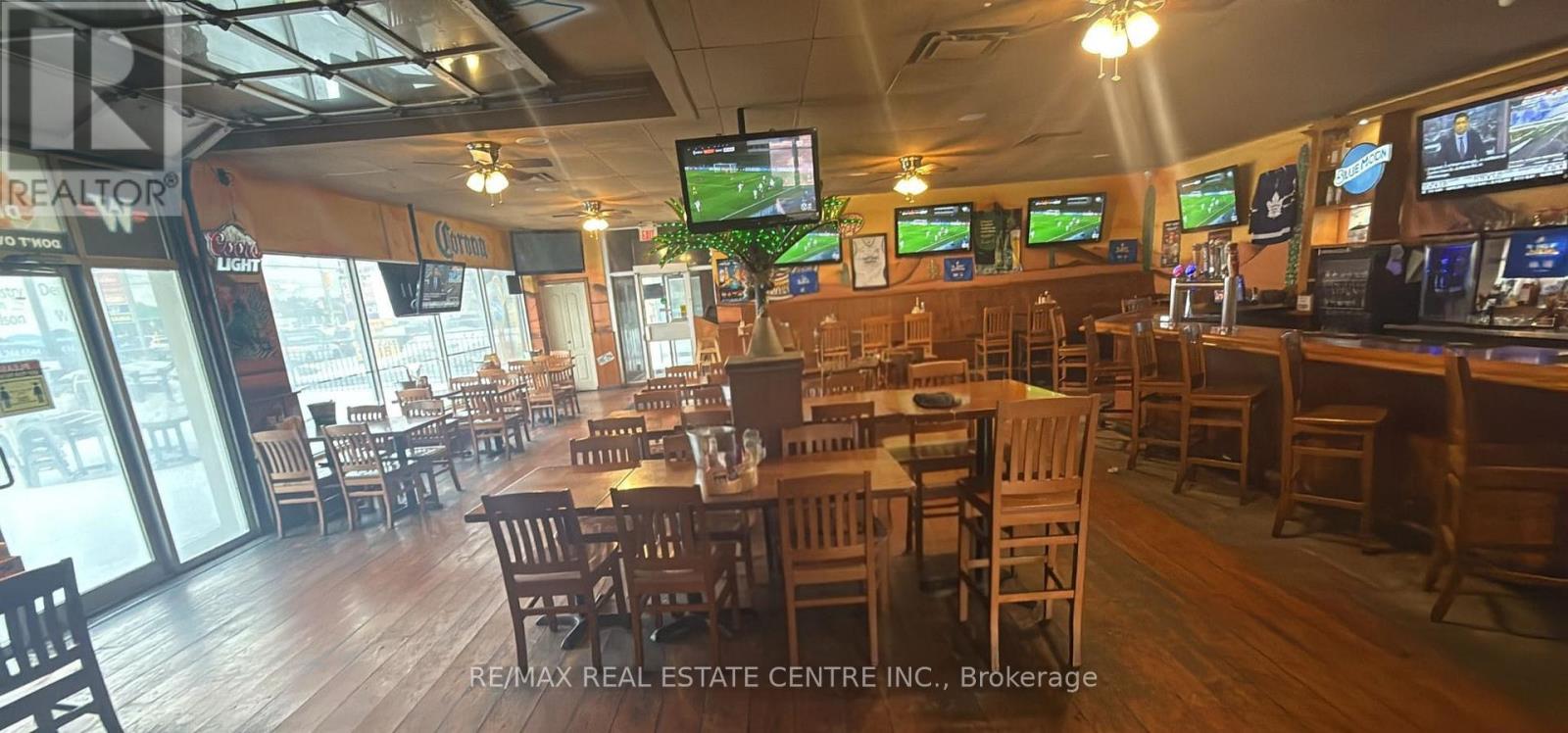 1617 Wilson Avenue, Toronto, Ontario  M3L 1A5 - Photo 4 - W12766782