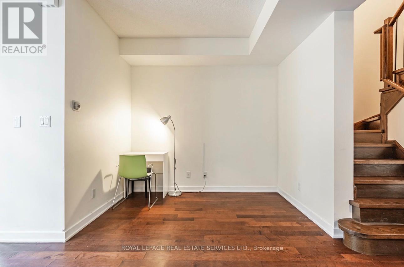 Th3 - 4065 Brickstone Mews Mews, Mississauga, Ontario  L5B 0G3 - Photo 12 - W12766784