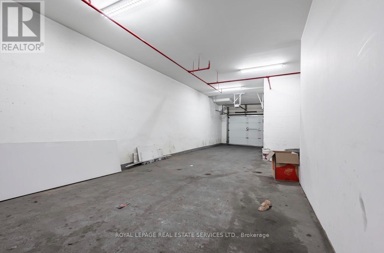 Th3 - 4065 Brickstone Mews Mews, Mississauga, Ontario  L5B 0G3 - Photo 26 - W12766784