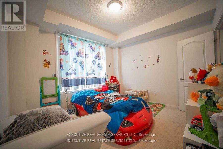 11 - 3135 Boxford Crescent, Mississauga, Ontario  L5M 0X1 - Photo 3 - W12766814