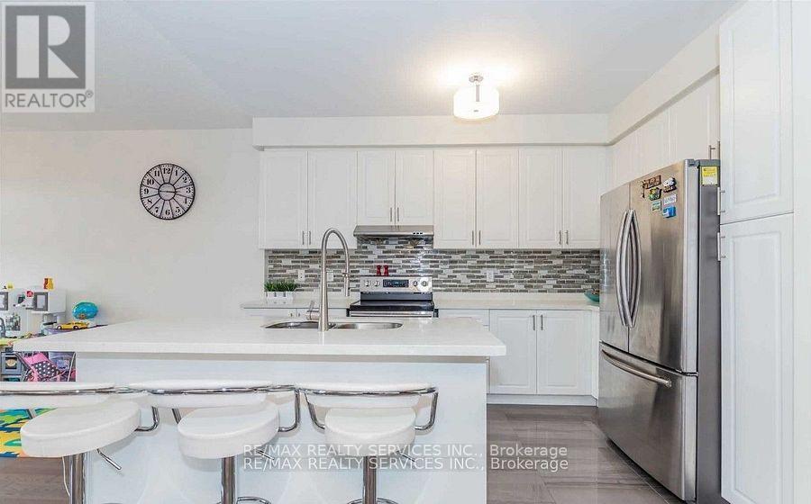 Upper - 16 Lady Evelyn Crescent, Brampton, Ontario  L6Y 6C7 - Photo 10 - W12766830