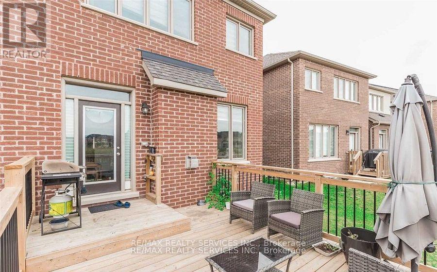 Upper - 16 Lady Evelyn Crescent, Brampton, Ontario  L6Y 6C7 - Photo 17 - W12766830