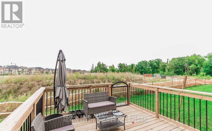 Upper - 16 Lady Evelyn Crescent, Brampton, Ontario  L6Y 6C7 - Photo 19 - W12766830