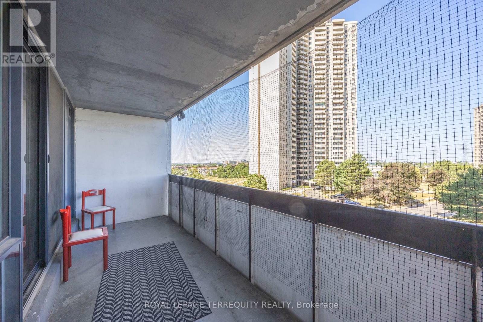 410 - 5 San Romano Way, Toronto, Ontario  M3N 2Y4 - Photo 12 - W12766836