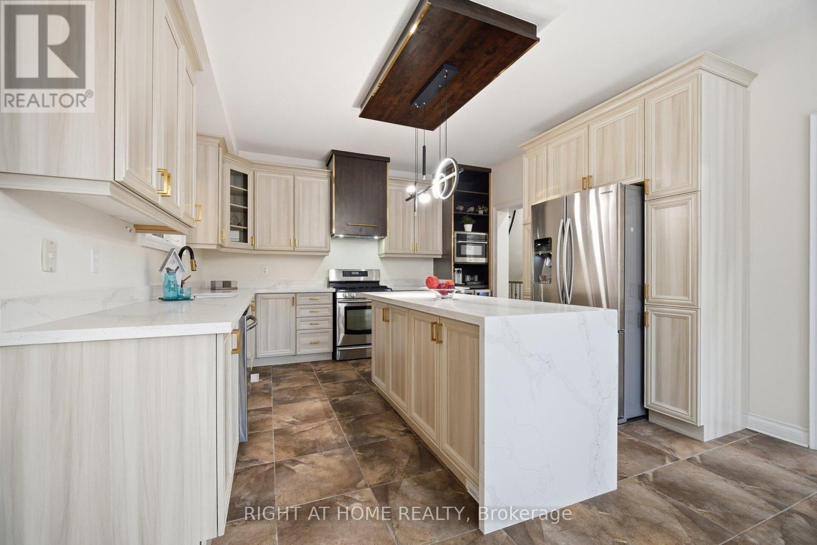 48 Cannington Crescent, Brampton, Ontario  L6X 2Y4 - Photo 16 - W12766844