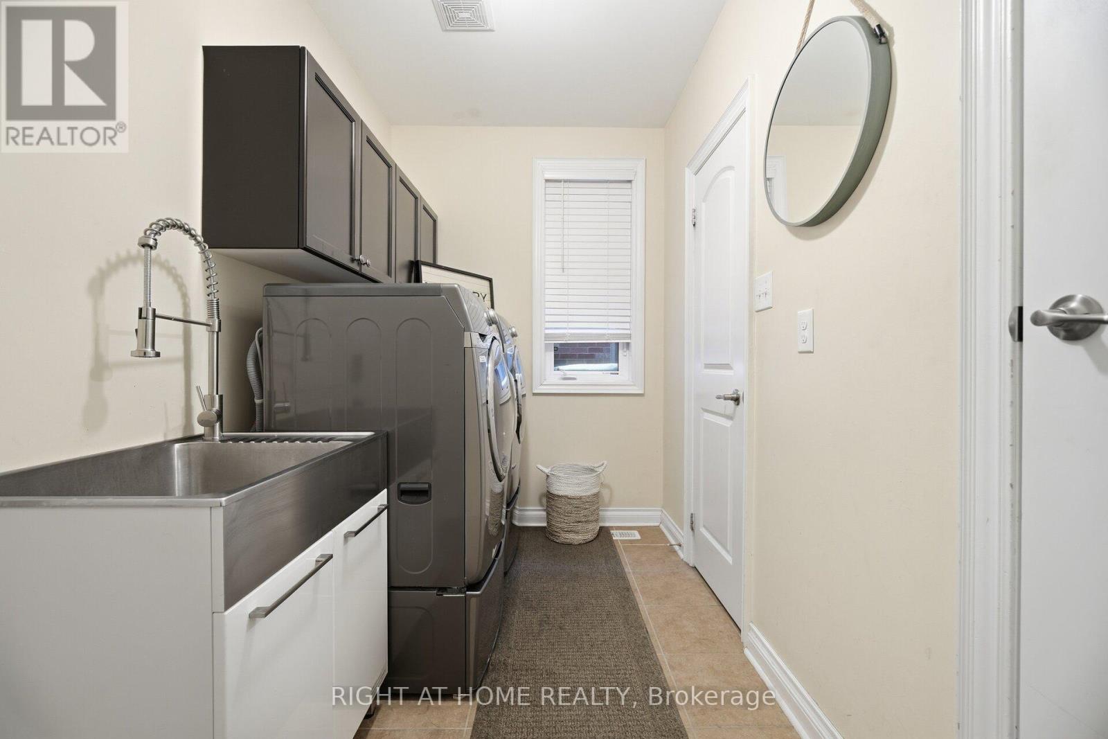 48 Cannington Crescent, Brampton, Ontario  L6X 2Y4 - Photo 23 - W12766844