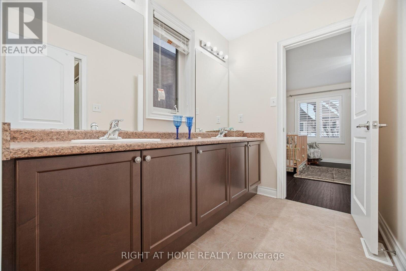 48 Cannington Crescent, Brampton, Ontario  L6X 2Y4 - Photo 33 - W12766844