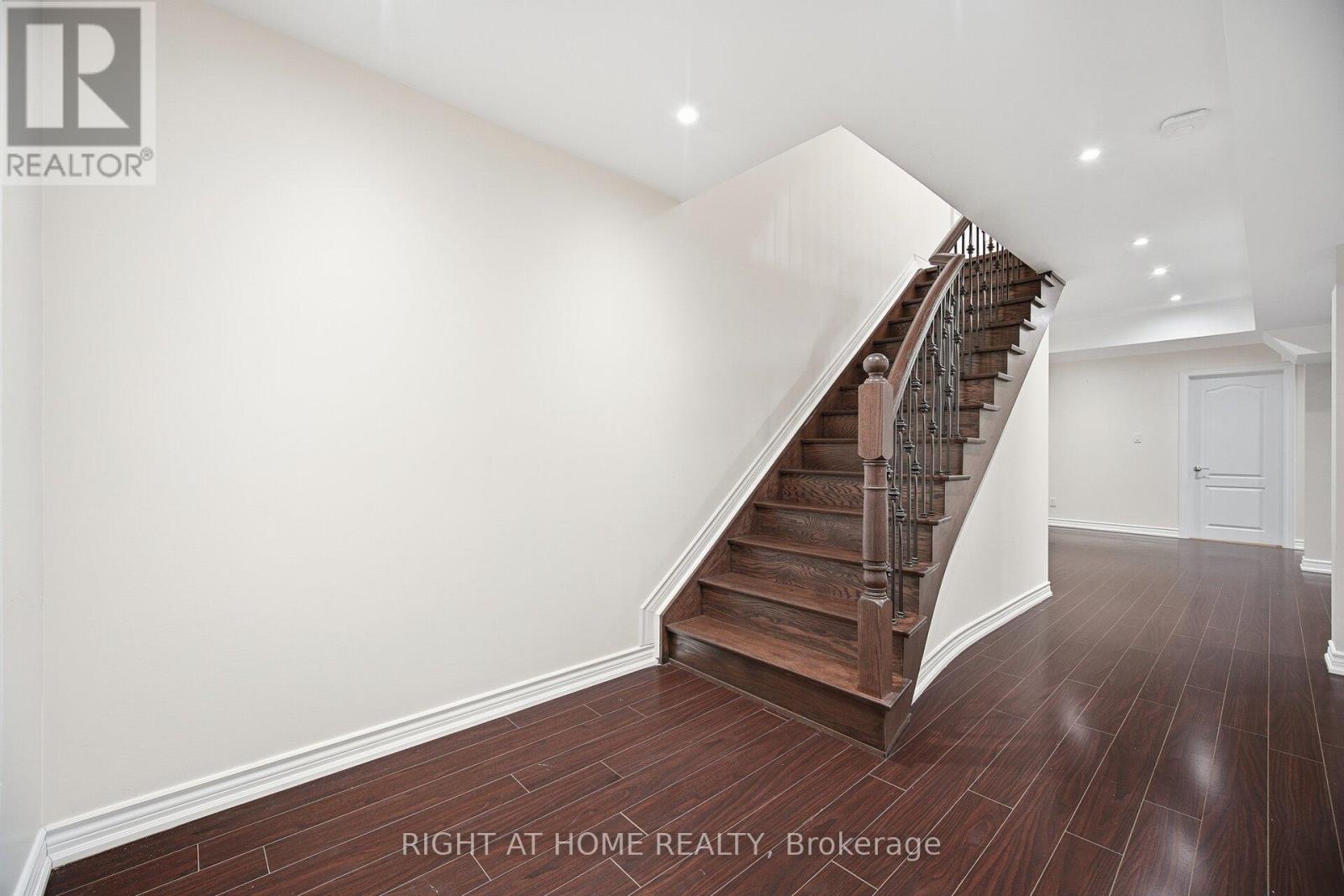 48 Cannington Crescent, Brampton, Ontario  L6X 2Y4 - Photo 36 - W12766844