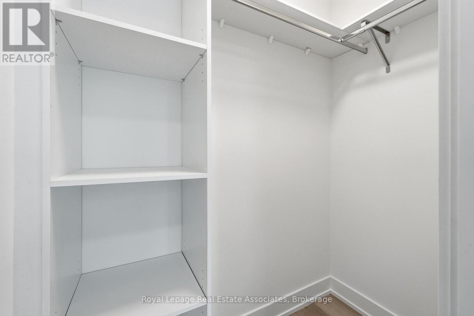 1505 - 60 Central Park Roadway, Toronto, Ontario  M9A 3K1 - Photo 12 - W12766872