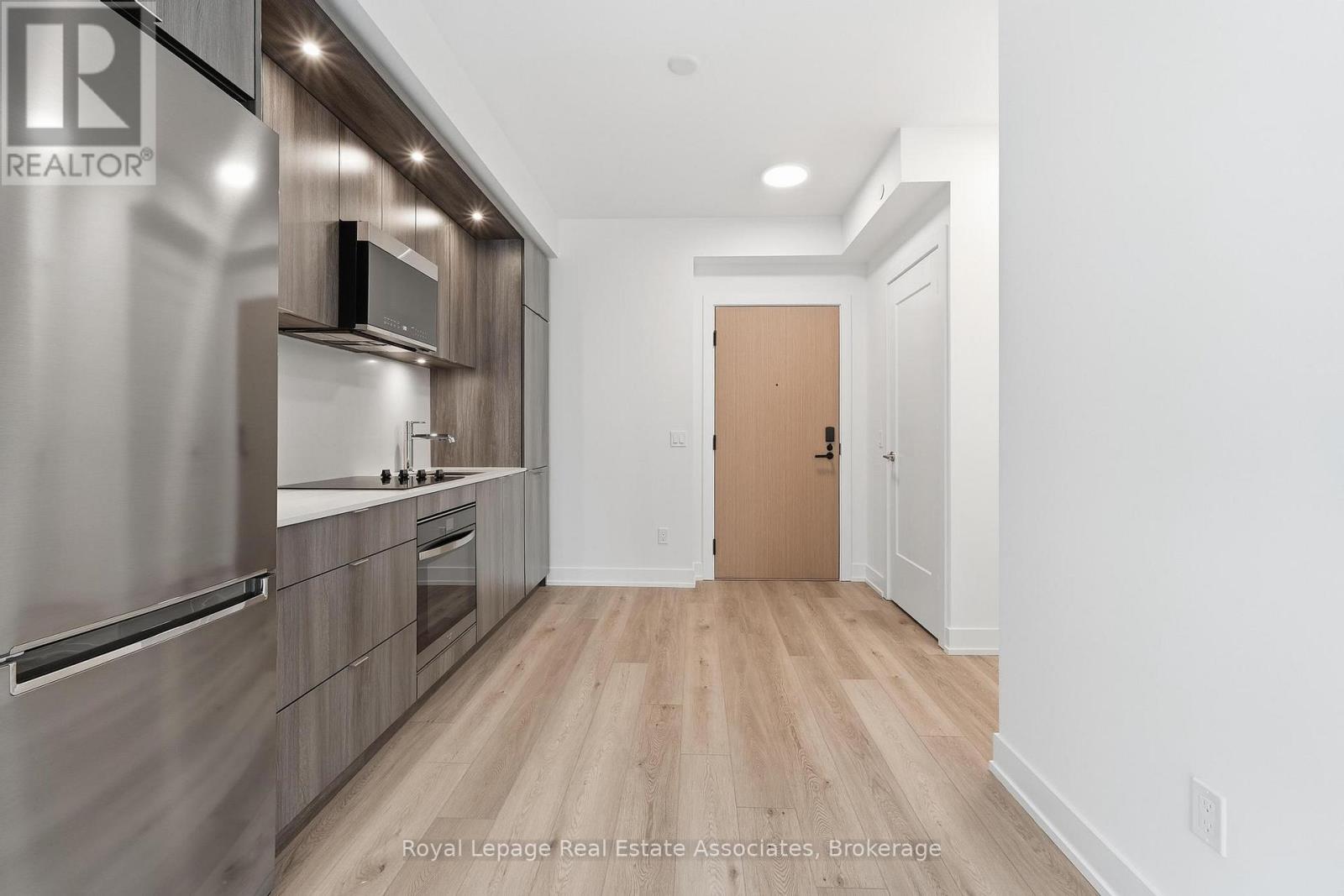 1505 - 60 Central Park Roadway, Toronto, Ontario  M9A 3K1 - Photo 15 - W12766872