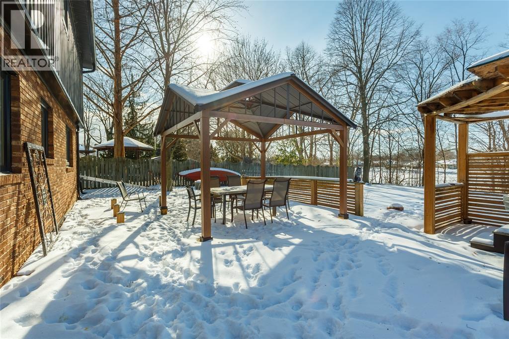 331 Tawny Road, Sarnia, Ontario  N7S 5K1 - Photo 37 - 26002525