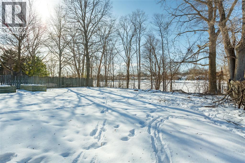 331 Tawny Road, Sarnia, Ontario  N7S 5K1 - Photo 38 - 26002525