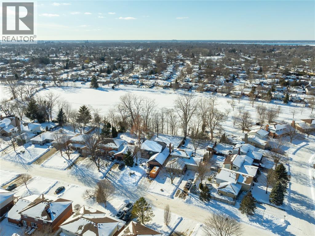 331 Tawny Road, Sarnia, Ontario  N7S 5K1 - Photo 46 - 26002525