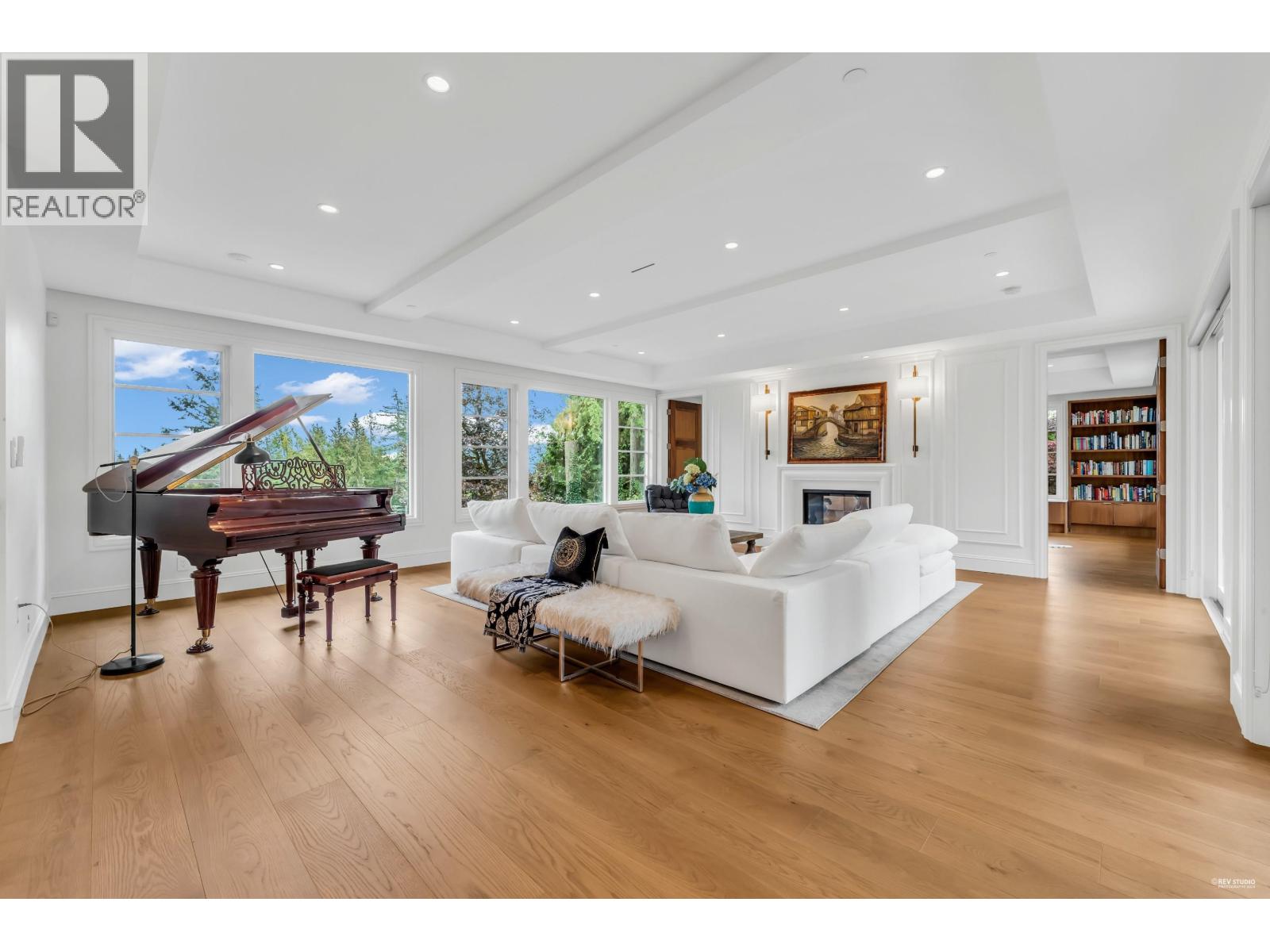 565 Robin Hood Road, West Vancouver, British Columbia  V7S 1T4 - Photo 4 - R3076174