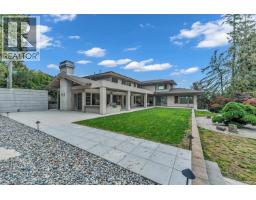 565 ROBIN HOOD ROAD, West Vancouver, British Columbia