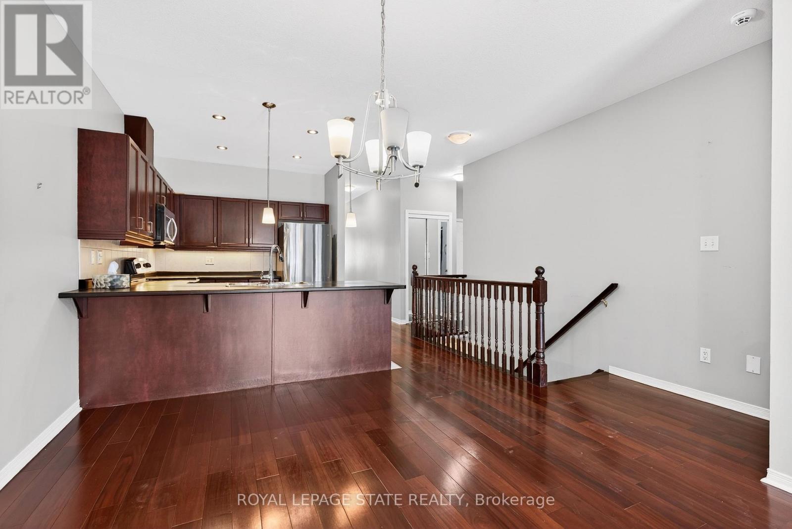 26 Manitoulin Trail, Hamilton, Ontario  L9B 2X8 - Photo 16 - X12766732