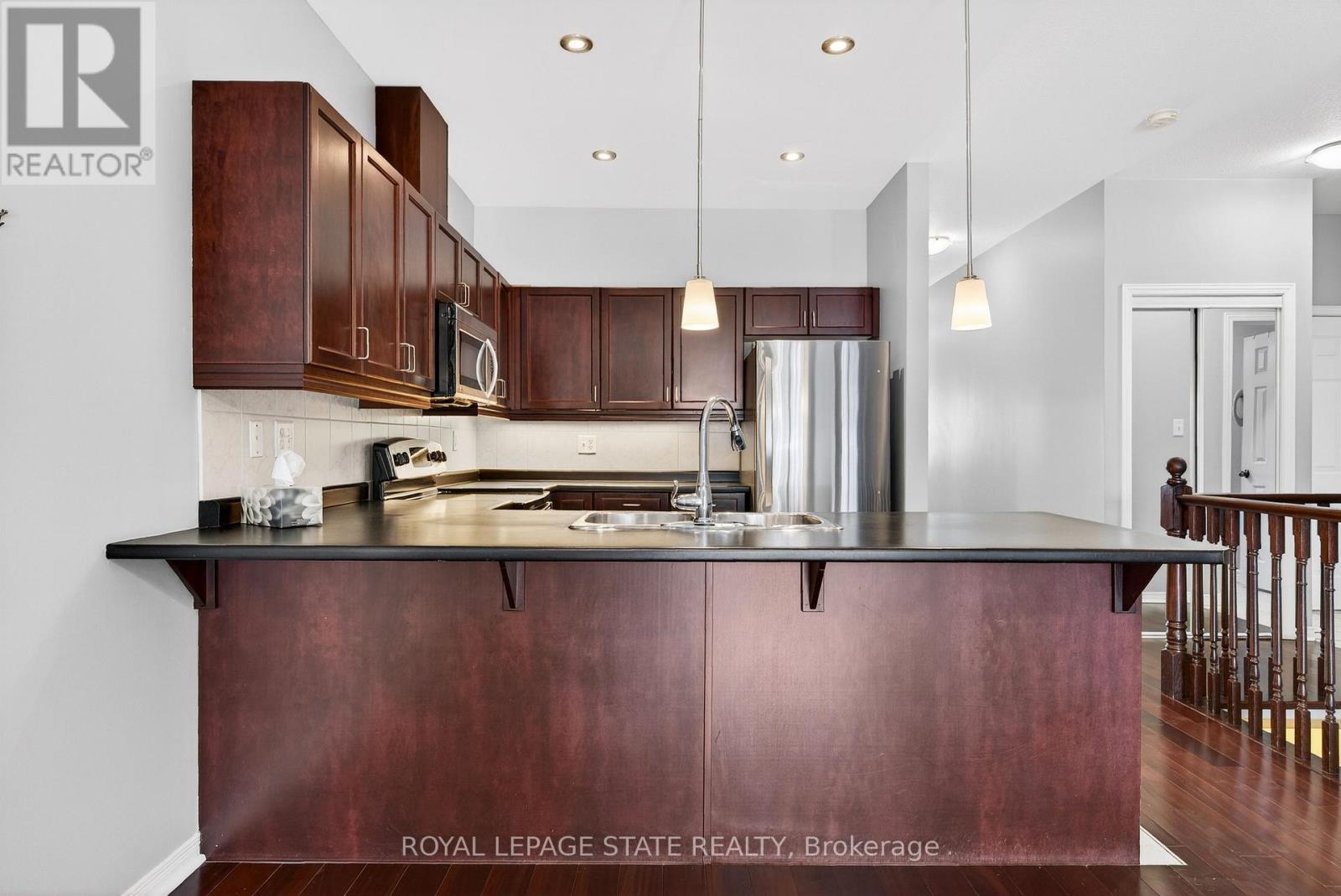 26 Manitoulin Trail, Hamilton, Ontario  L9B 2X8 - Photo 17 - X12766732