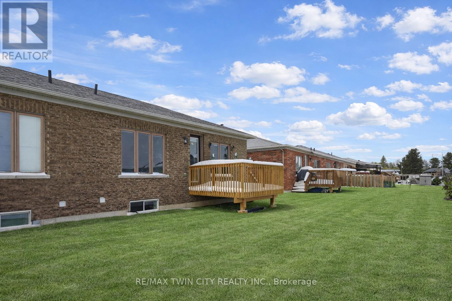 43 Harvest Avenue, Tillsonburg, Ontario  N4G 0H9 - Photo 30 - X12766804