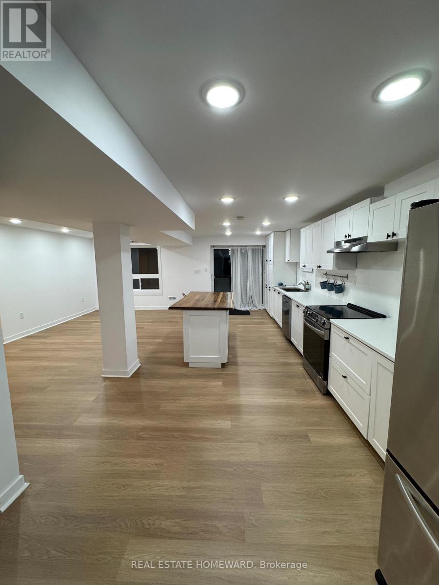 16 Carew Boulevard, Kawartha Lakes, Ontario  K9V 0J3 - Photo 4 - X12766824