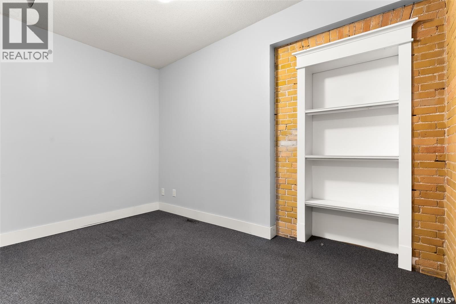 2062 Cornwall Street, Regina, Saskatchewan  S4P 2K5 - Photo 10 - SK028092