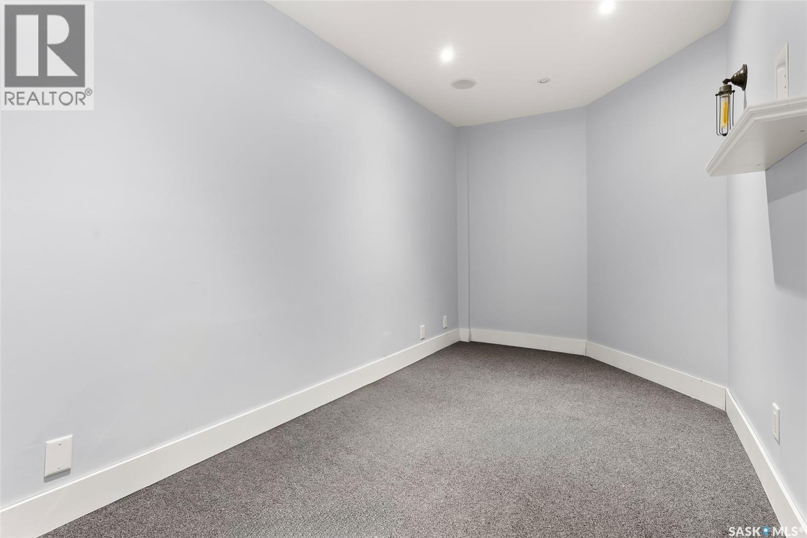 2062 Cornwall Street, Regina, Saskatchewan  S4P 2K5 - Photo 12 - SK028092