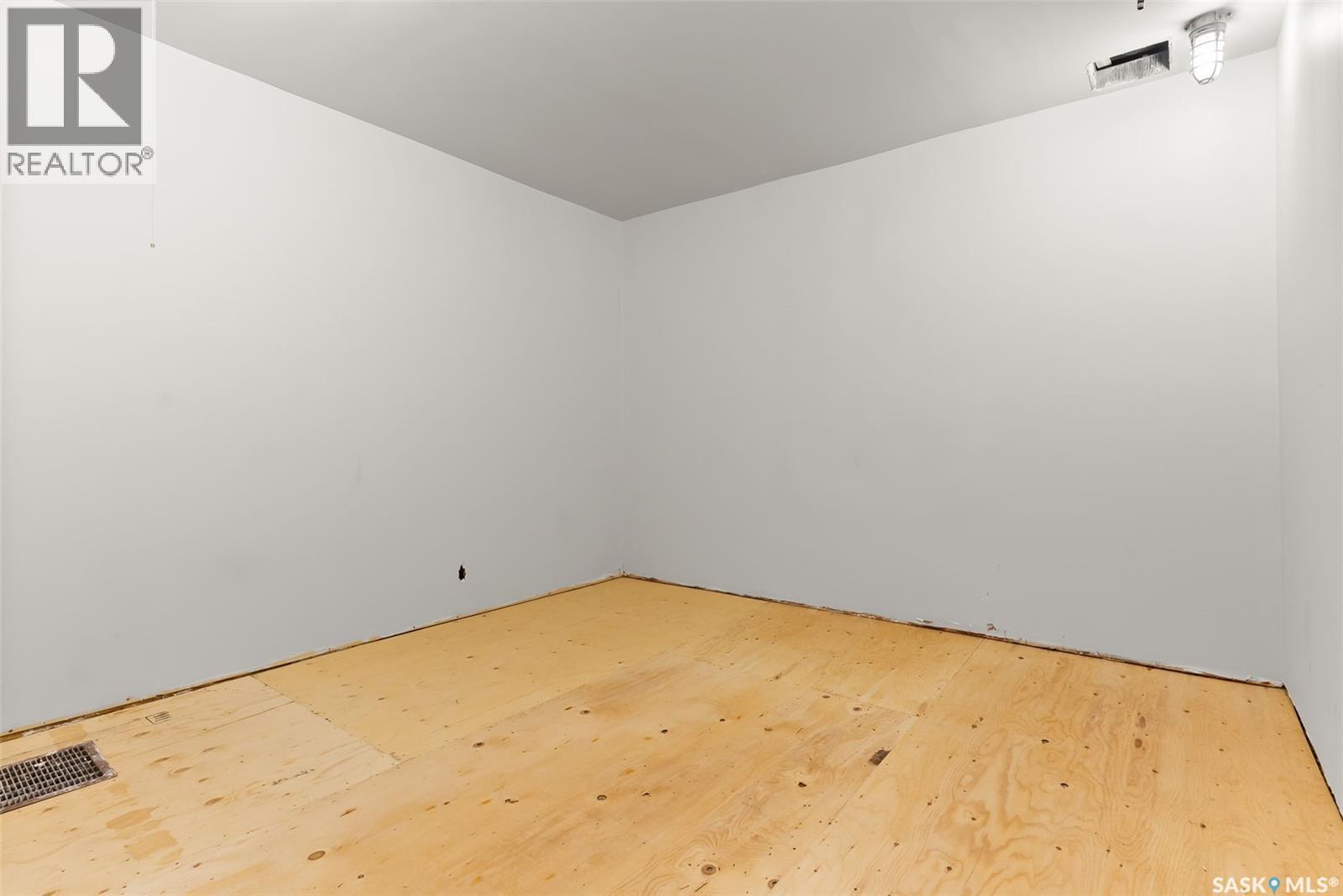 2062 Cornwall Street, Regina, Saskatchewan  S4P 2K5 - Photo 19 - SK028092