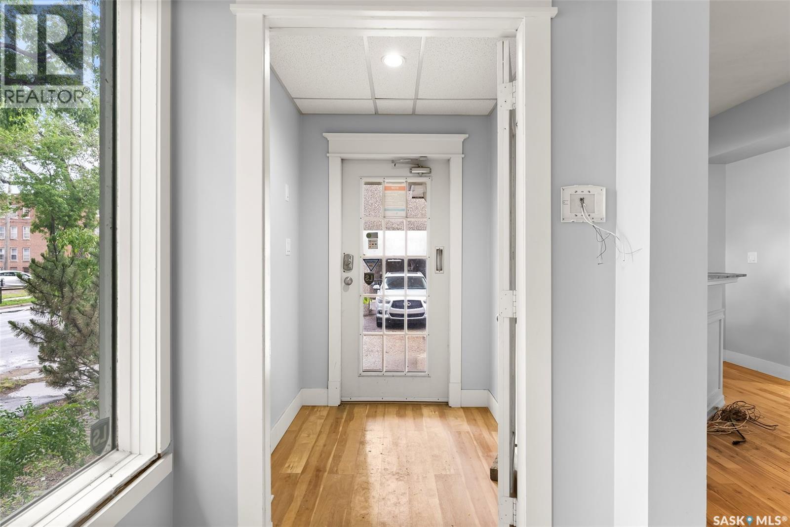 2062 Cornwall Street, Regina, Saskatchewan  S4P 2K5 - Photo 3 - SK028092