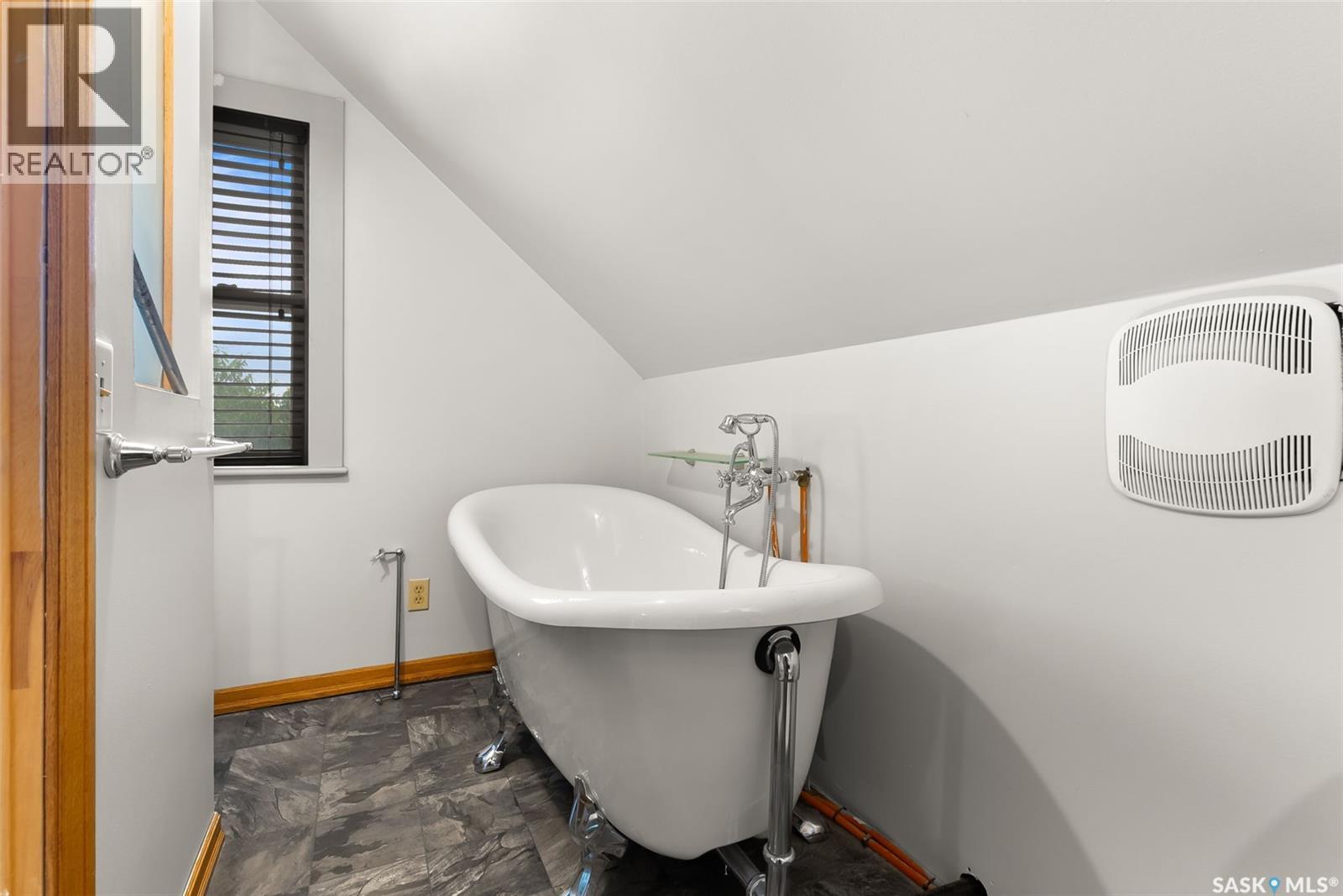 2062 Cornwall Street, Regina, Saskatchewan  S4P 2K5 - Photo 36 - SK028092