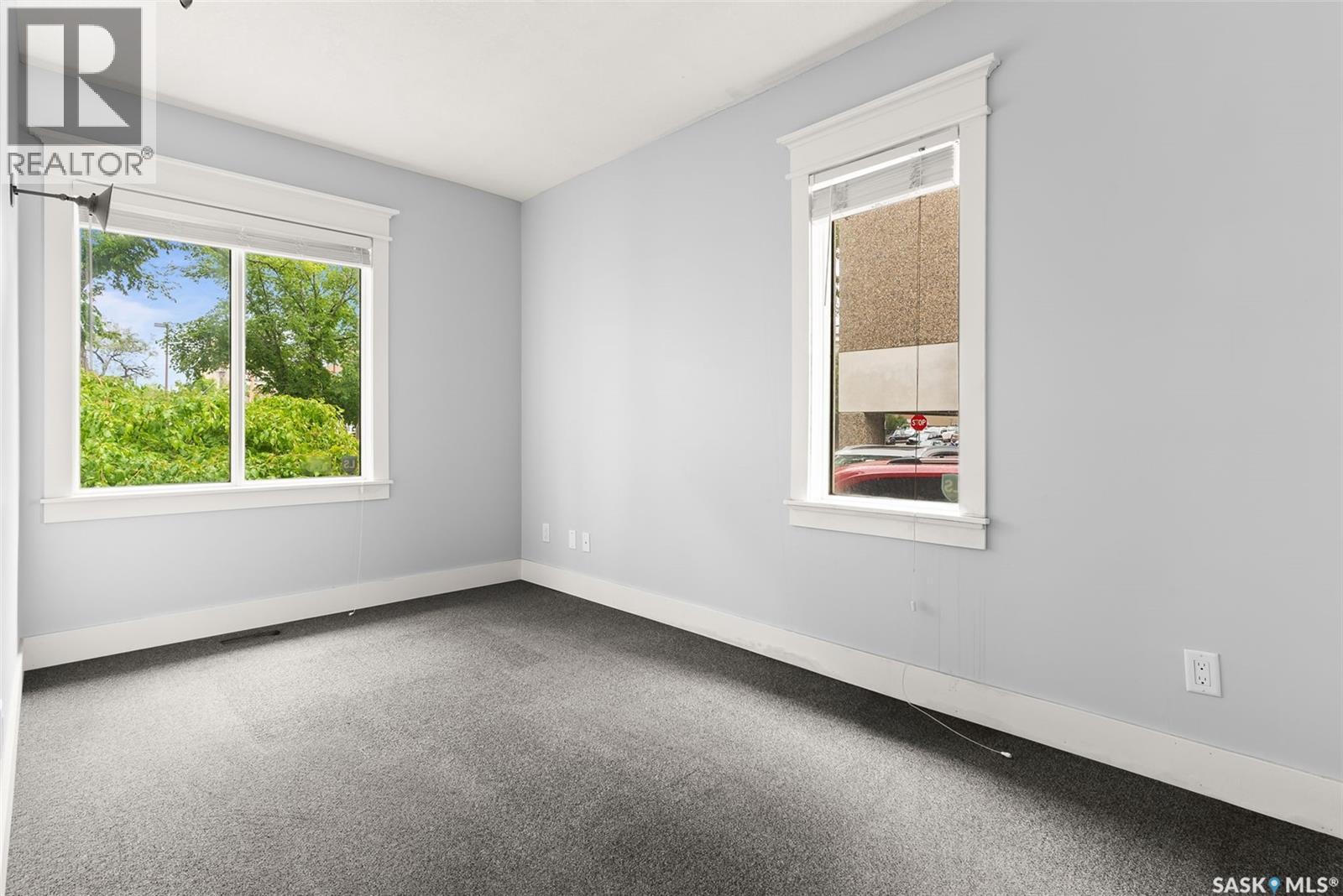 2062 Cornwall Street, Regina, Saskatchewan  S4P 2K5 - Photo 9 - SK028092