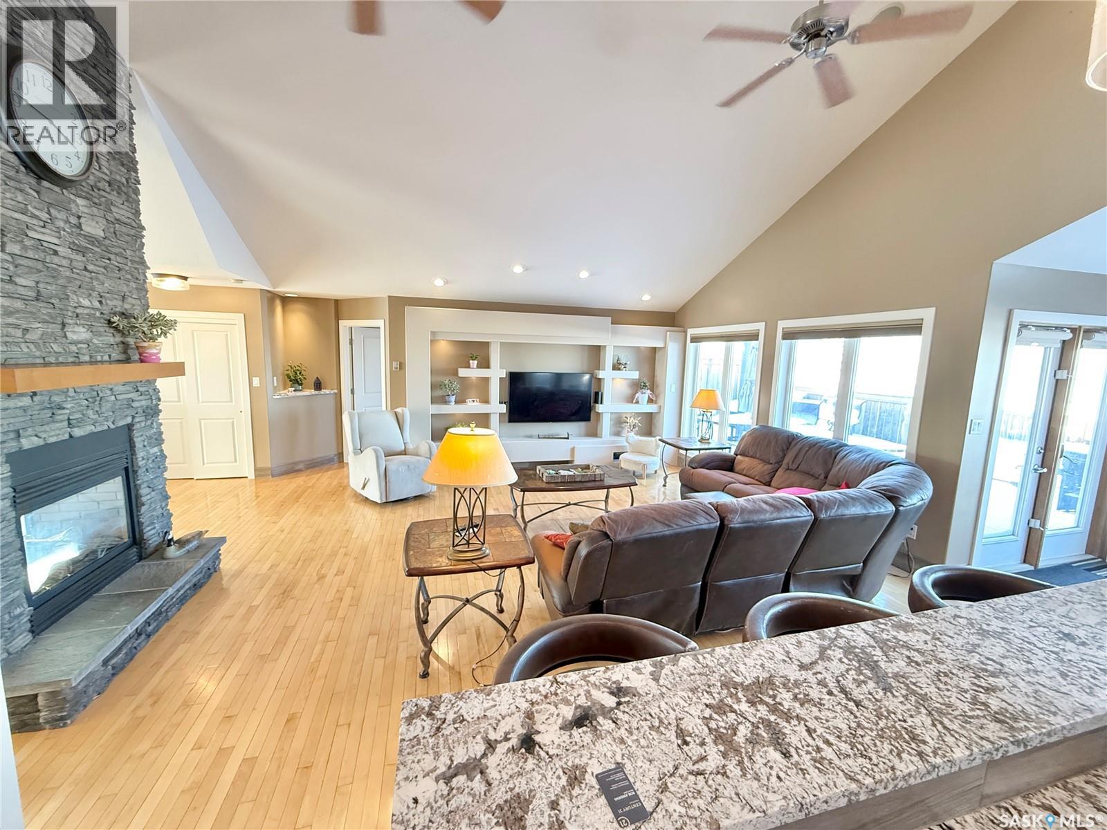 785 Washington Drive, Weyburn, Saskatchewan  S4H 3C7 - Photo 10 - SK028091