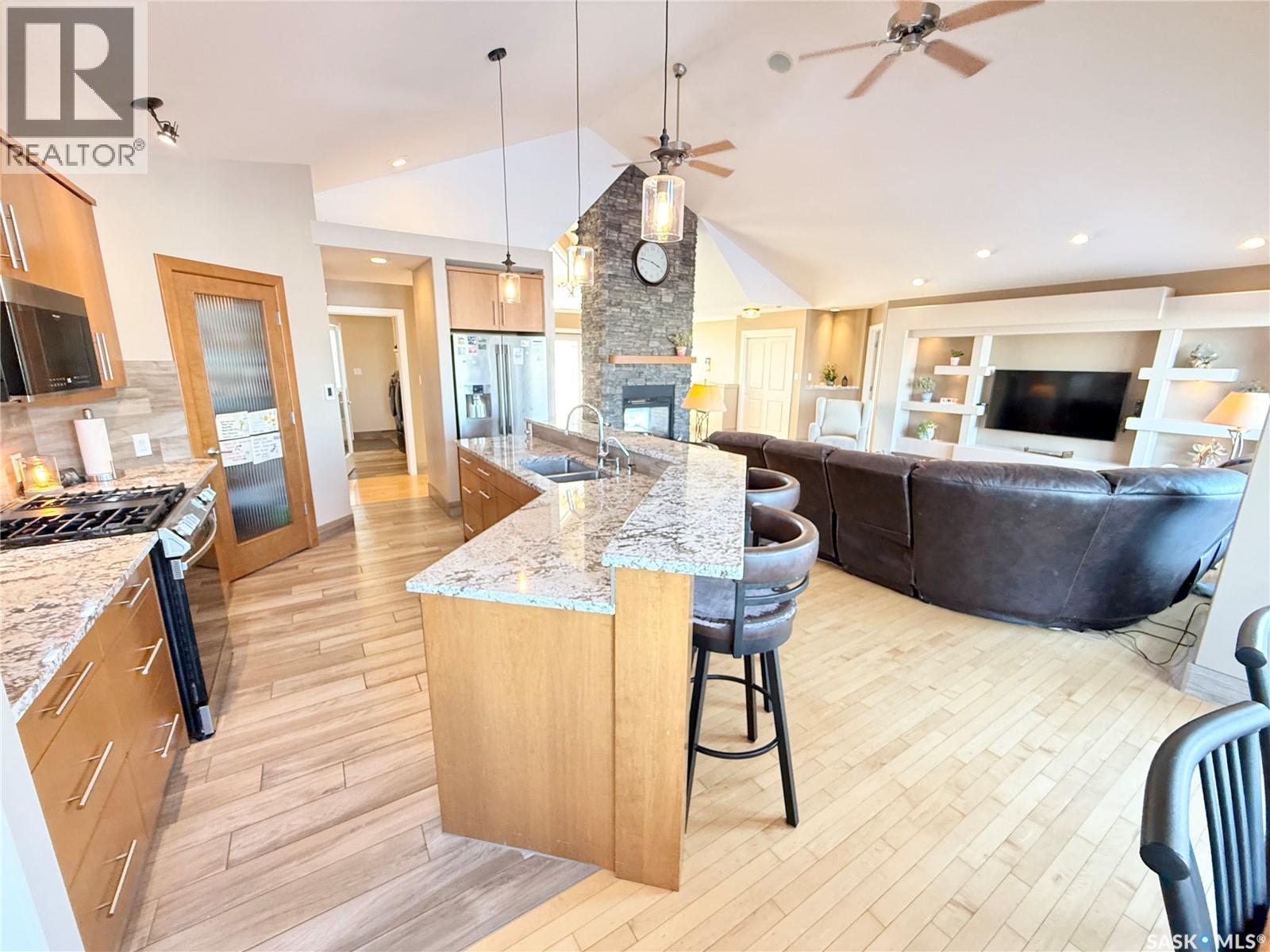 785 Washington Drive, Weyburn, Saskatchewan  S4H 3C7 - Photo 12 - SK028091