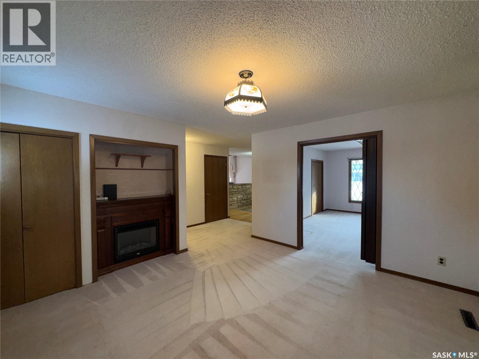 503 7th Avenue W, Biggar, Saskatchewan  S0K 0M0 - Photo 14 - SK028029