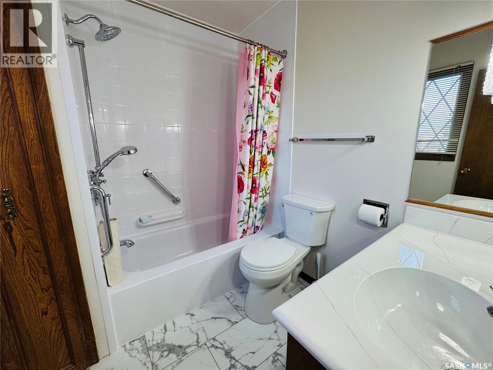 503 7th Avenue W, Biggar, Saskatchewan  S0K 0M0 - Photo 21 - SK028029