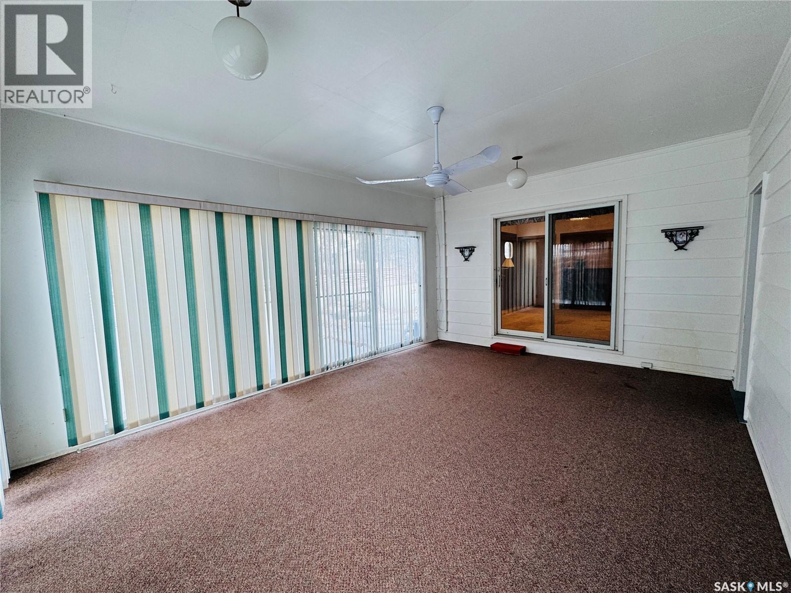 503 7th Avenue W, Biggar, Saskatchewan  S0K 0M0 - Photo 37 - SK028029