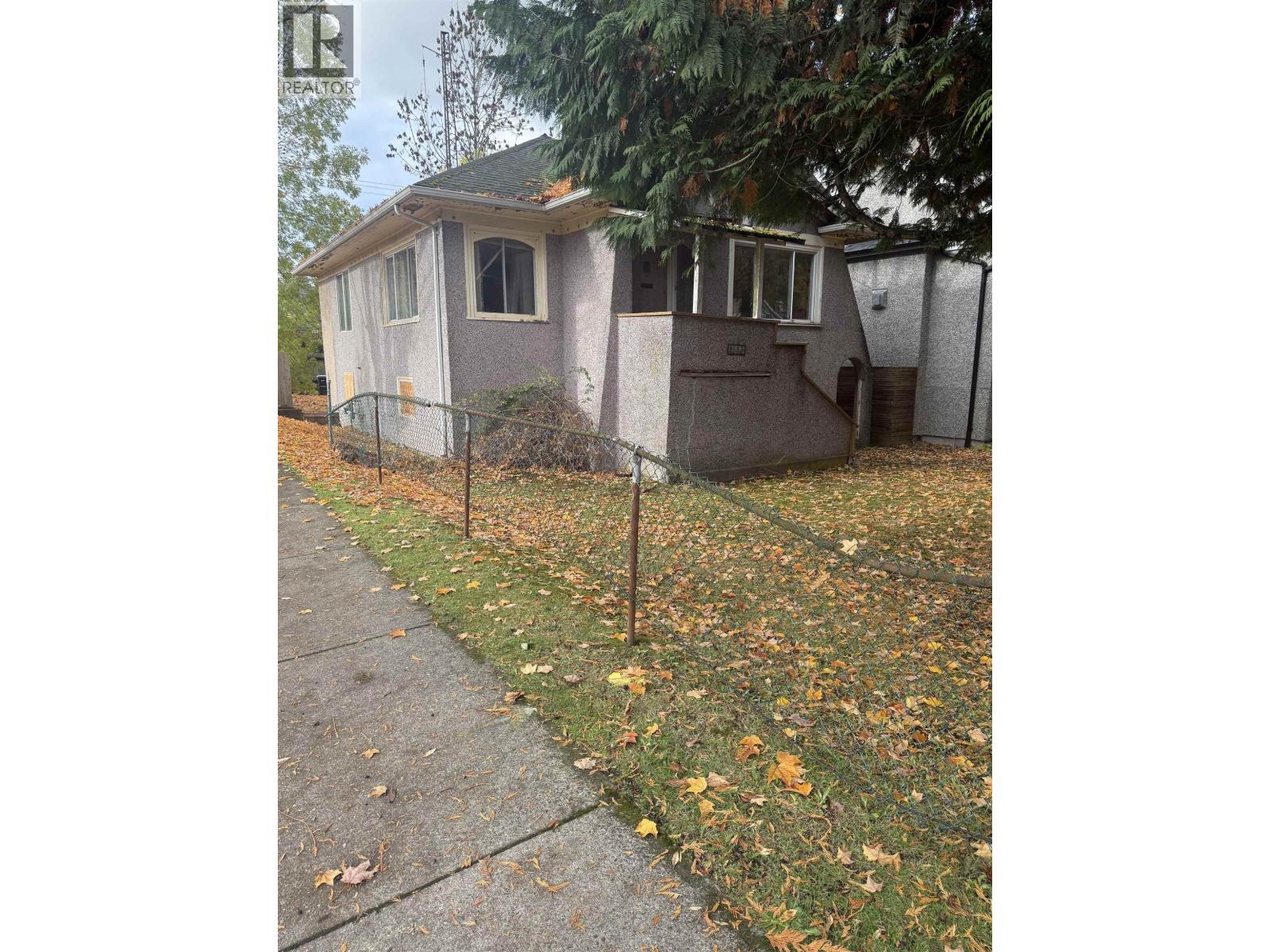 2685 Waterloo Street, Vancouver, British Columbia  V6R 3H8 - Photo 2 - R3087235