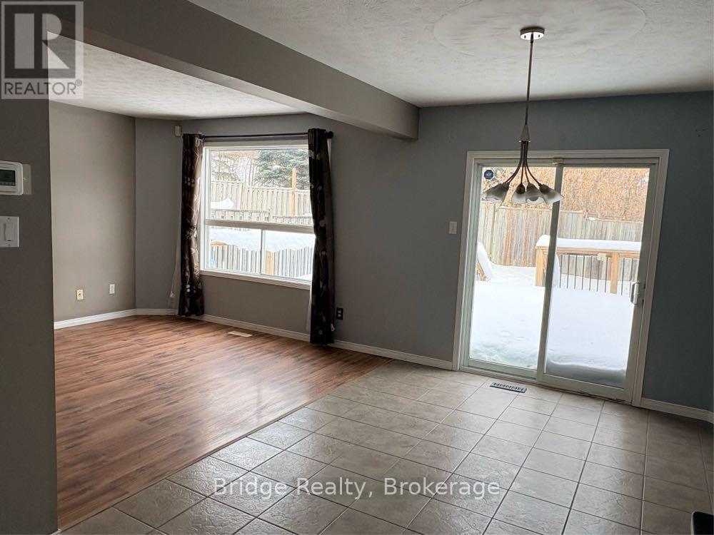 67 Stafford Street, Woodstock, Ontario  N4S 3Z8 - Photo 3 - X12766970