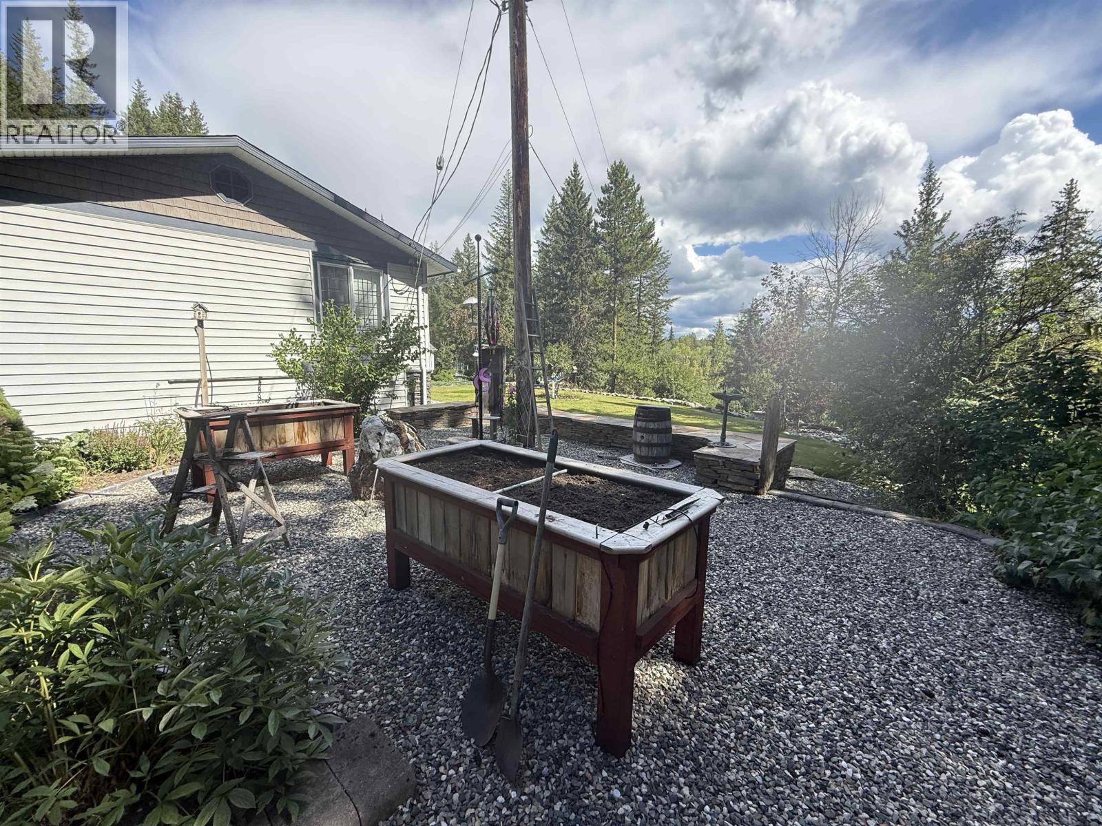 4487 Dick Road, Quesnel, British Columbia  V2J 6W9 - Photo 34 - R3087445