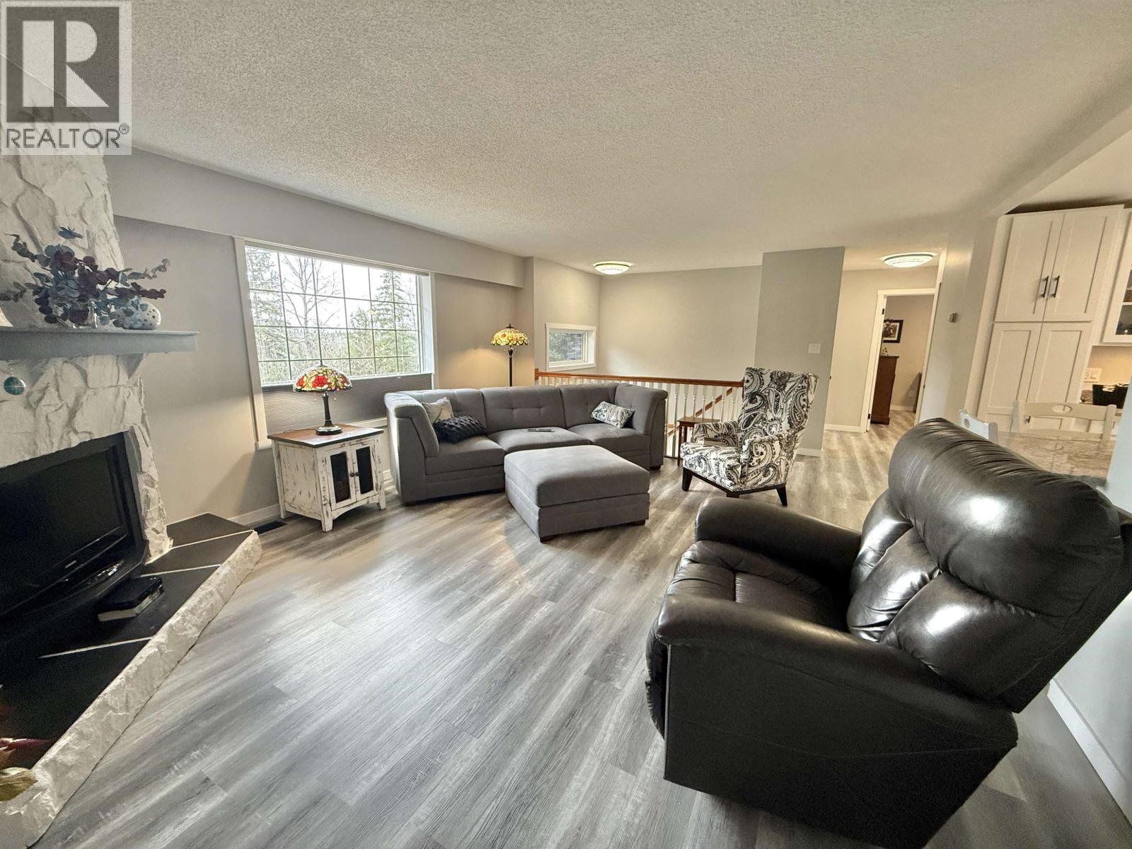 4487 Dick Road, Quesnel, British Columbia  V2J 6W9 - Photo 6 - R3087445