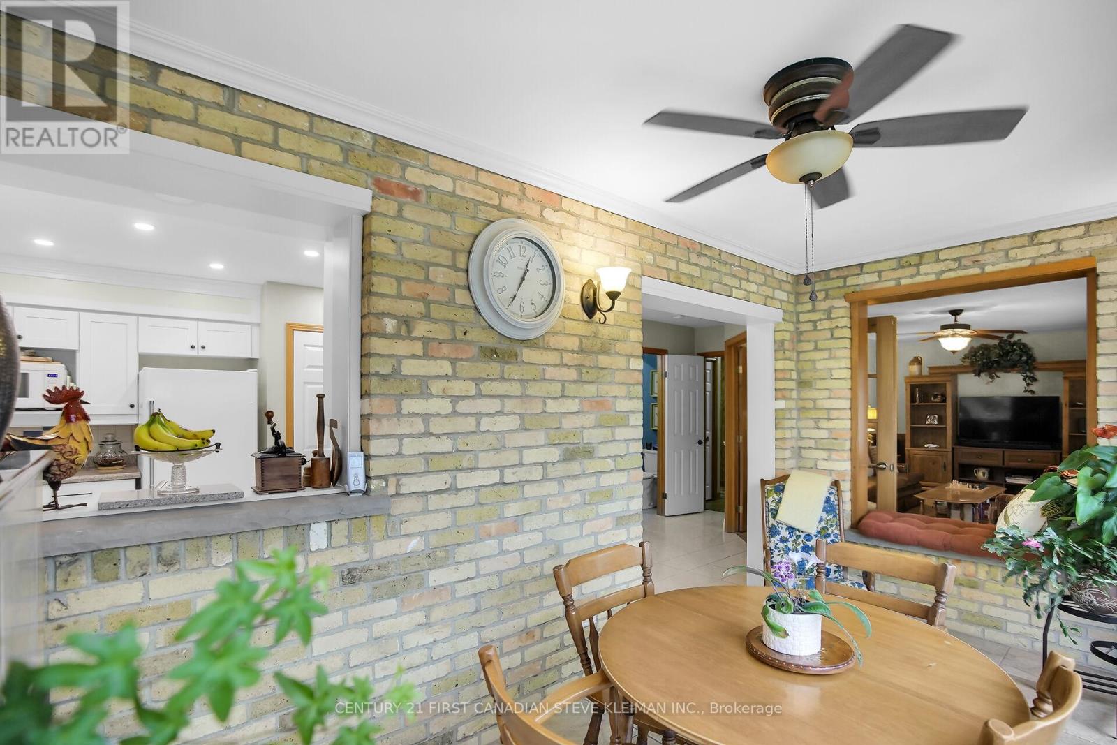 37 Virginia Crescent, London North, Ontario  N5X 3E7 - Photo 35 - X12766268