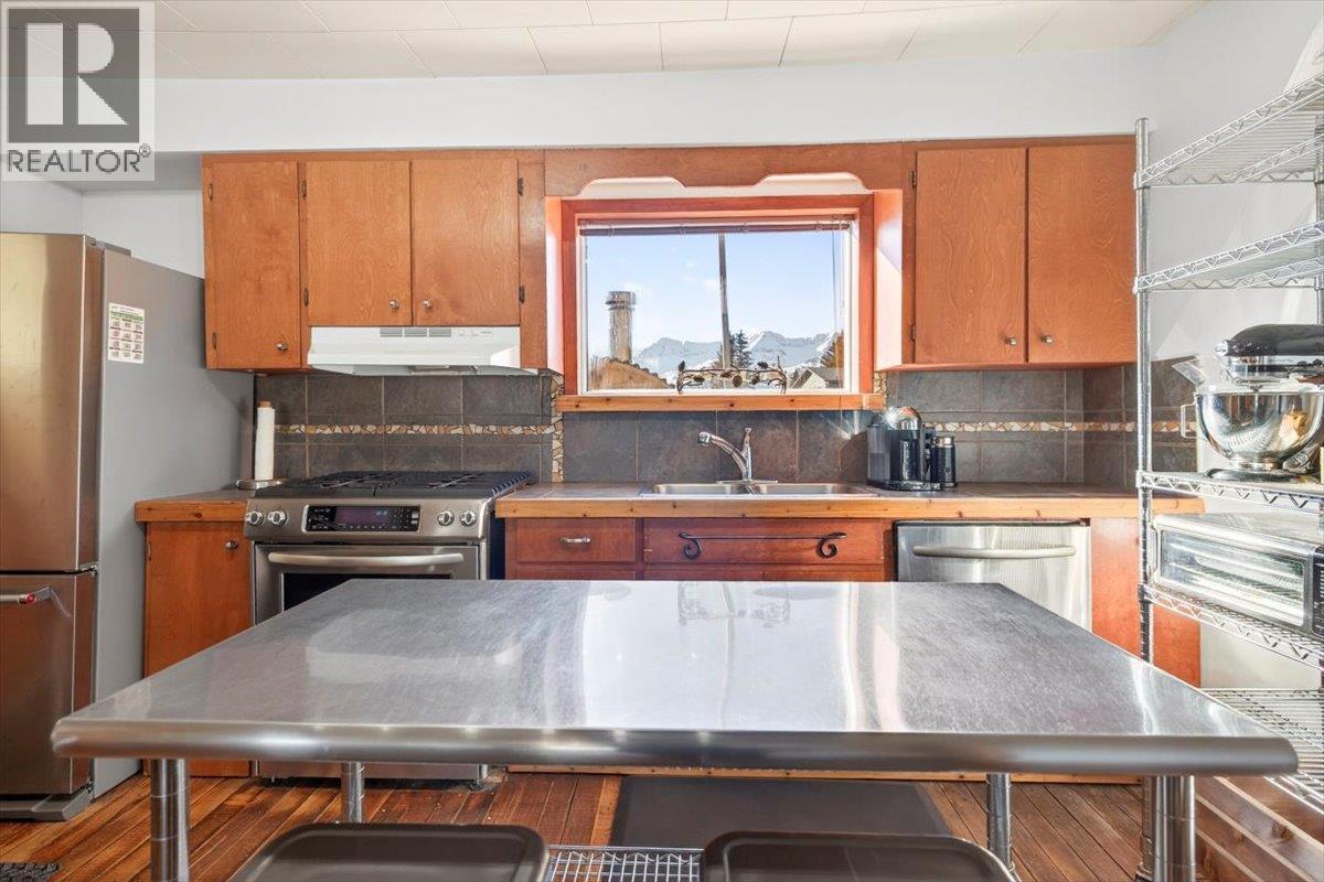 1091 4th Avenue Unit# A, Fernie, British Columbia  V0B 1M0 - Photo 16 - 10375030