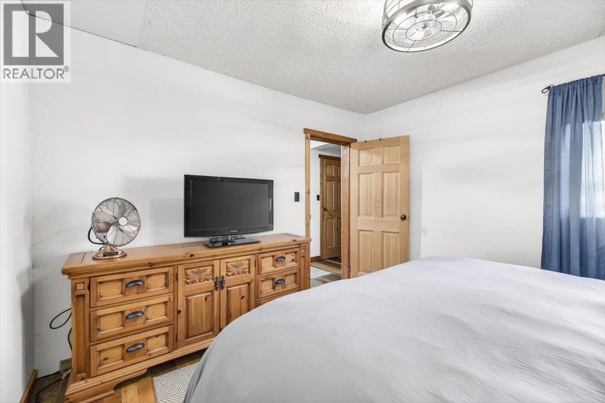 1091 4th Avenue Unit# A, Fernie, British Columbia  V0B 1M0 - Photo 23 - 10375030