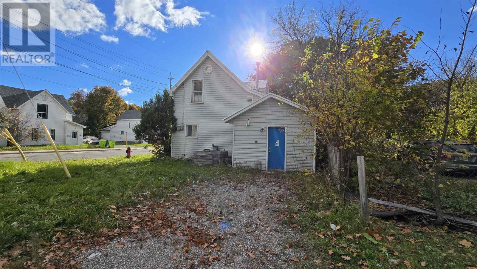 187-189 Tancred St, Sault Ste. Marie, Ontario  P6A 2W5 - Photo 3 - SM253135