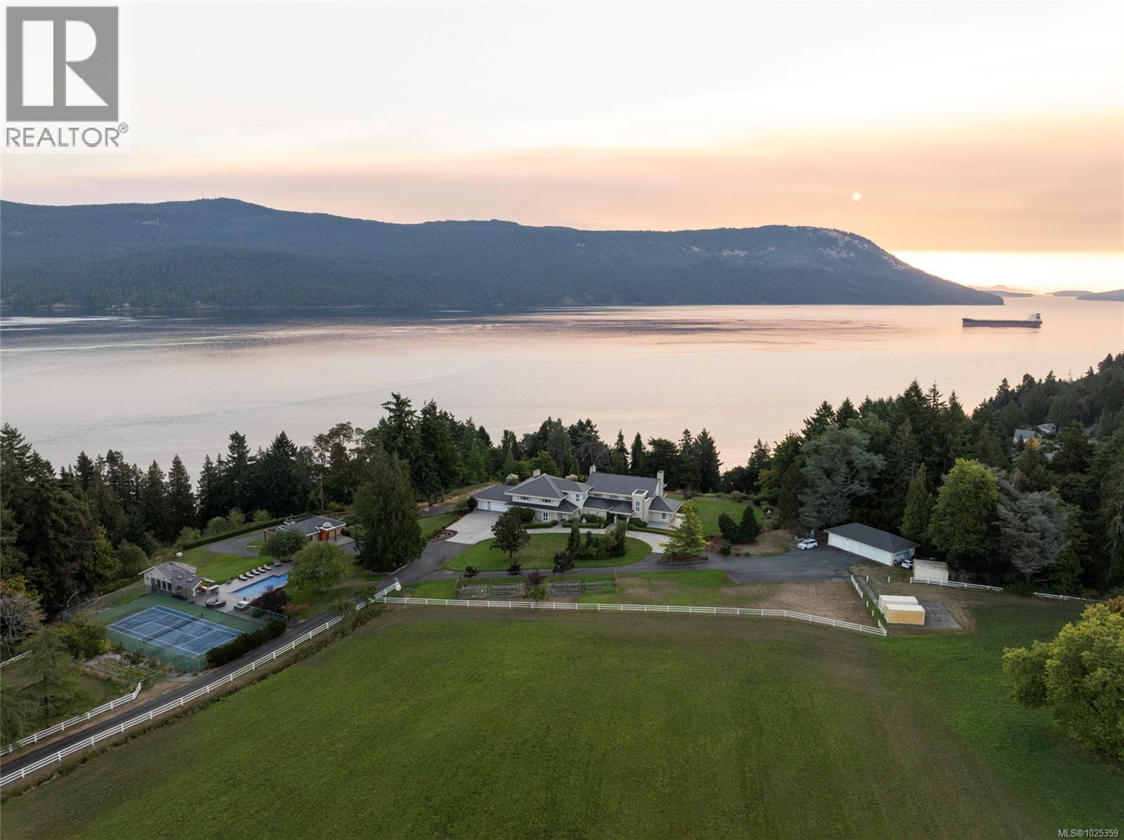 1257 Cherry Point Rd, Cowichan Bay, British Columbia