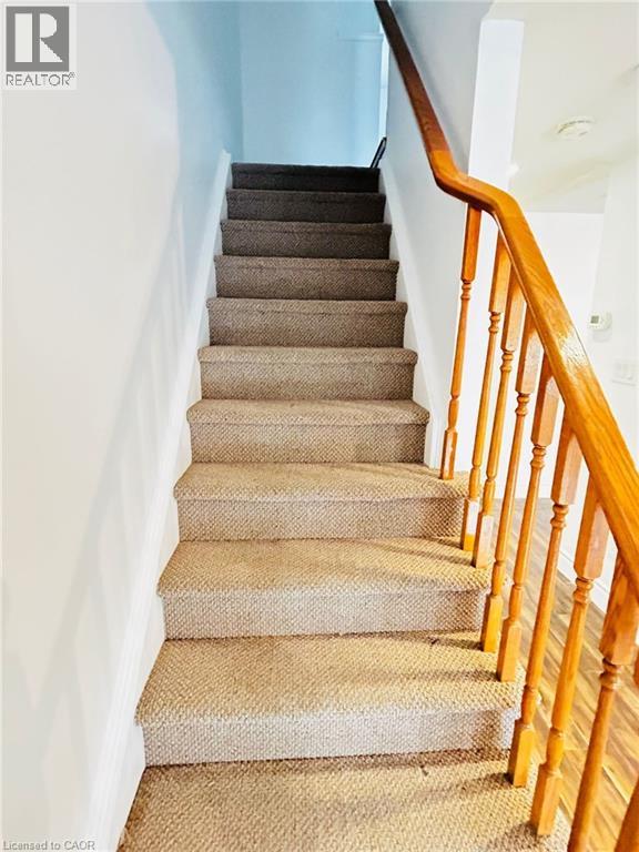 90 Donnenwerth Drive, Kitchener, Ontario  N2E 4C9 - Photo 5 - 40803370