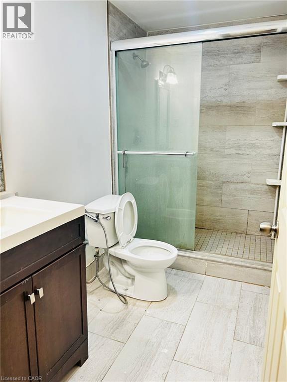 90 Donnenwerth Drive, Kitchener, Ontario  N2E 4C9 - Photo 8 - 40803370