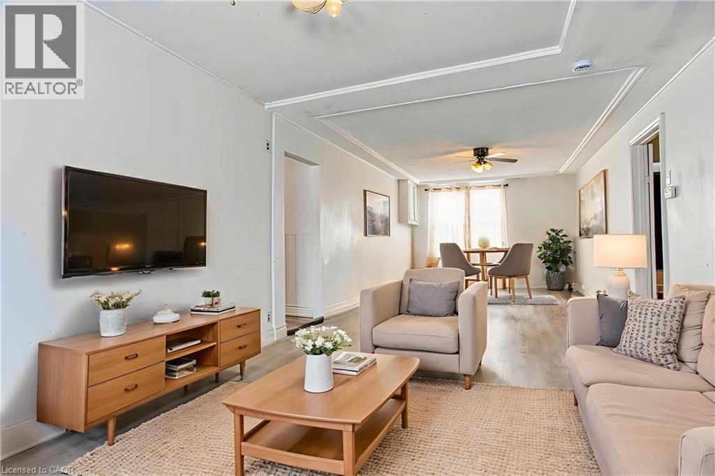 16 Victoria Avenue, Stoney Creek, Ontario  L8E 5E4 - Photo 6 - 40798953